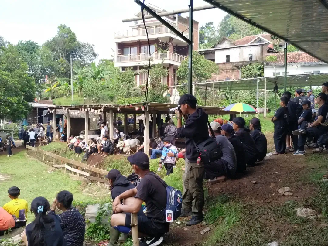 Keseruan di Hunting Human Interest dan Street Photography Komunitas Semut FotoHumanitas Dibalik (4)