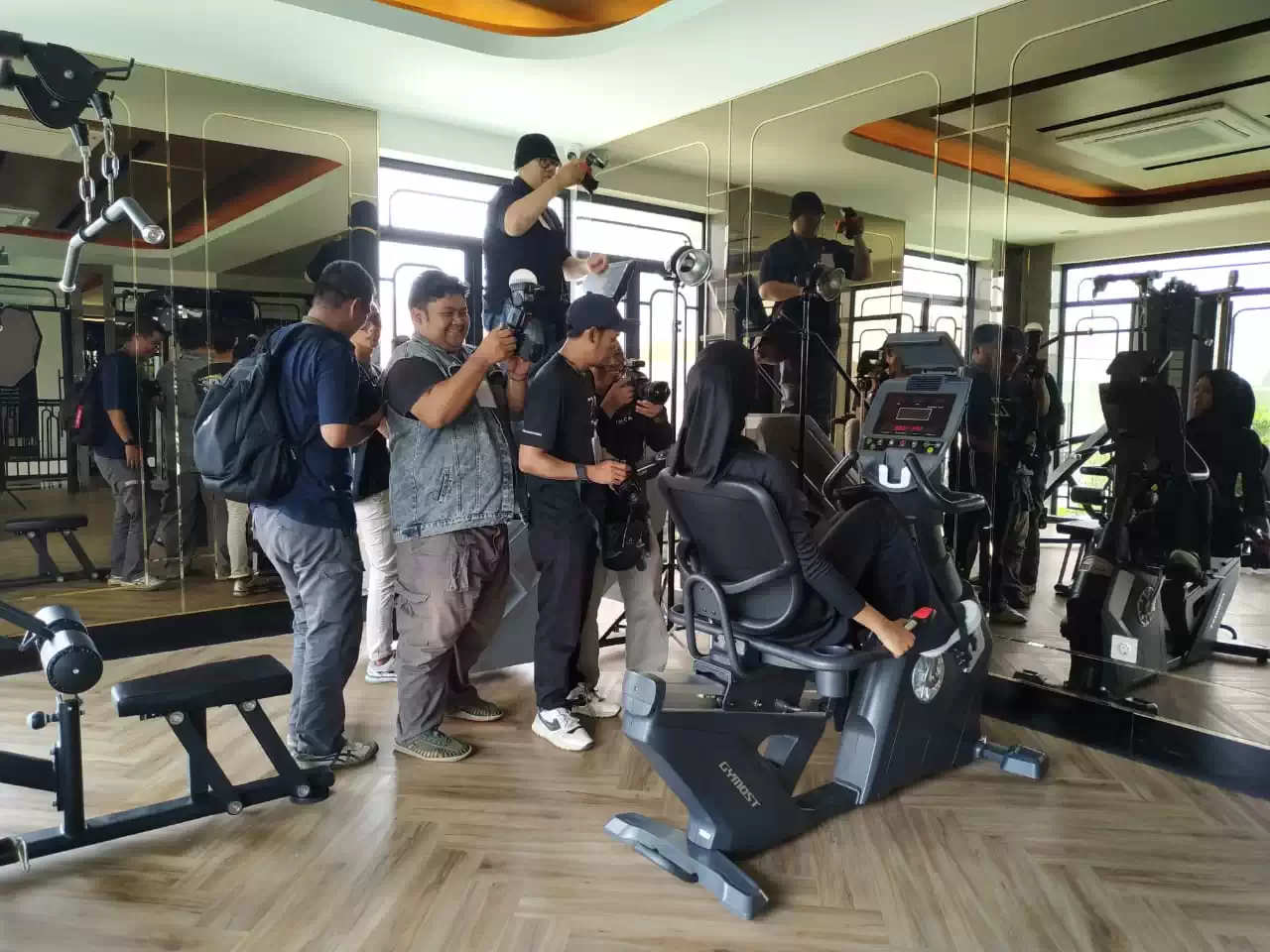 WhatsApp Image 2025-12-08 at 19.59.21